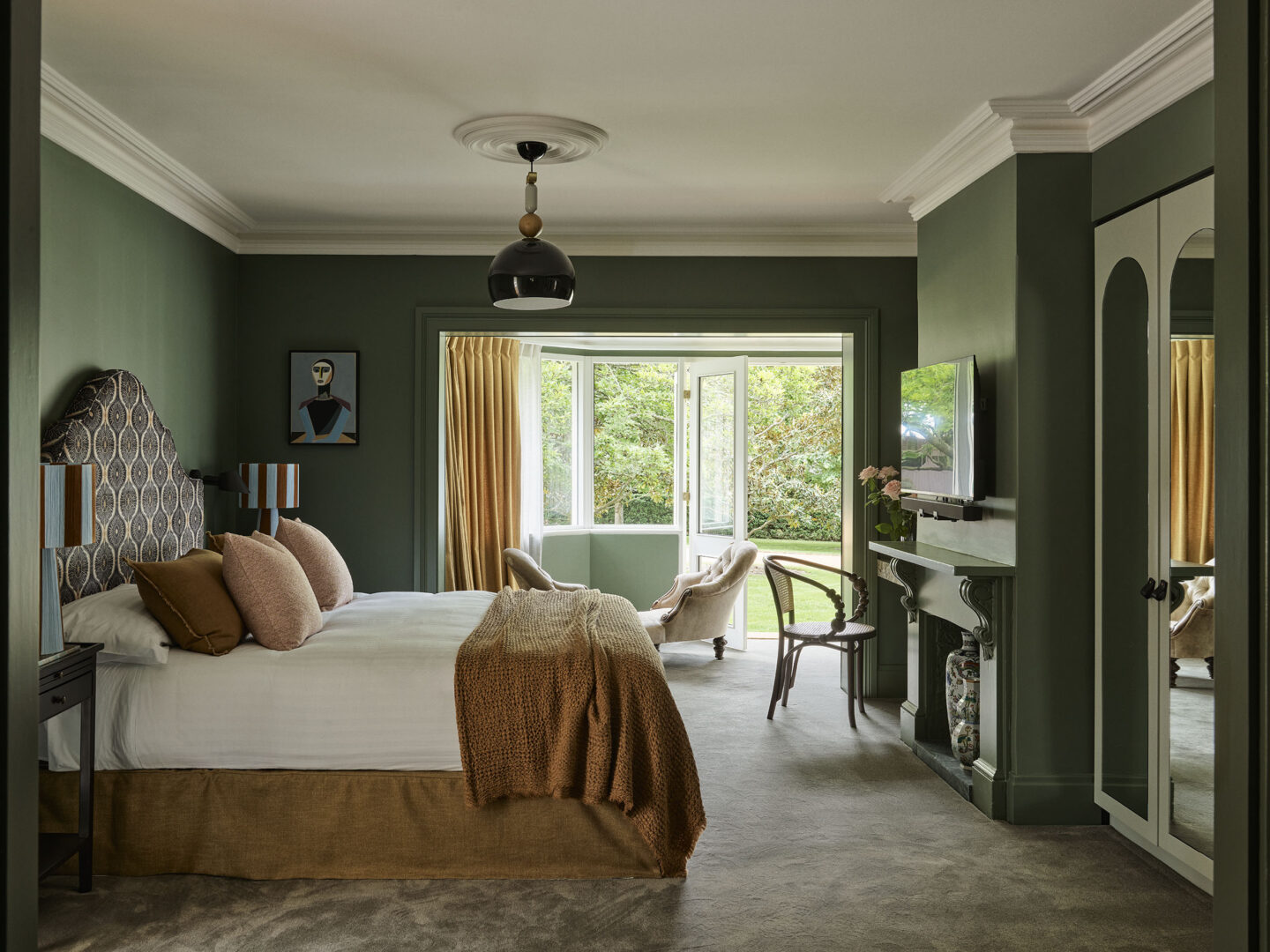 BENDOOLEY ESTATE 120225 0055