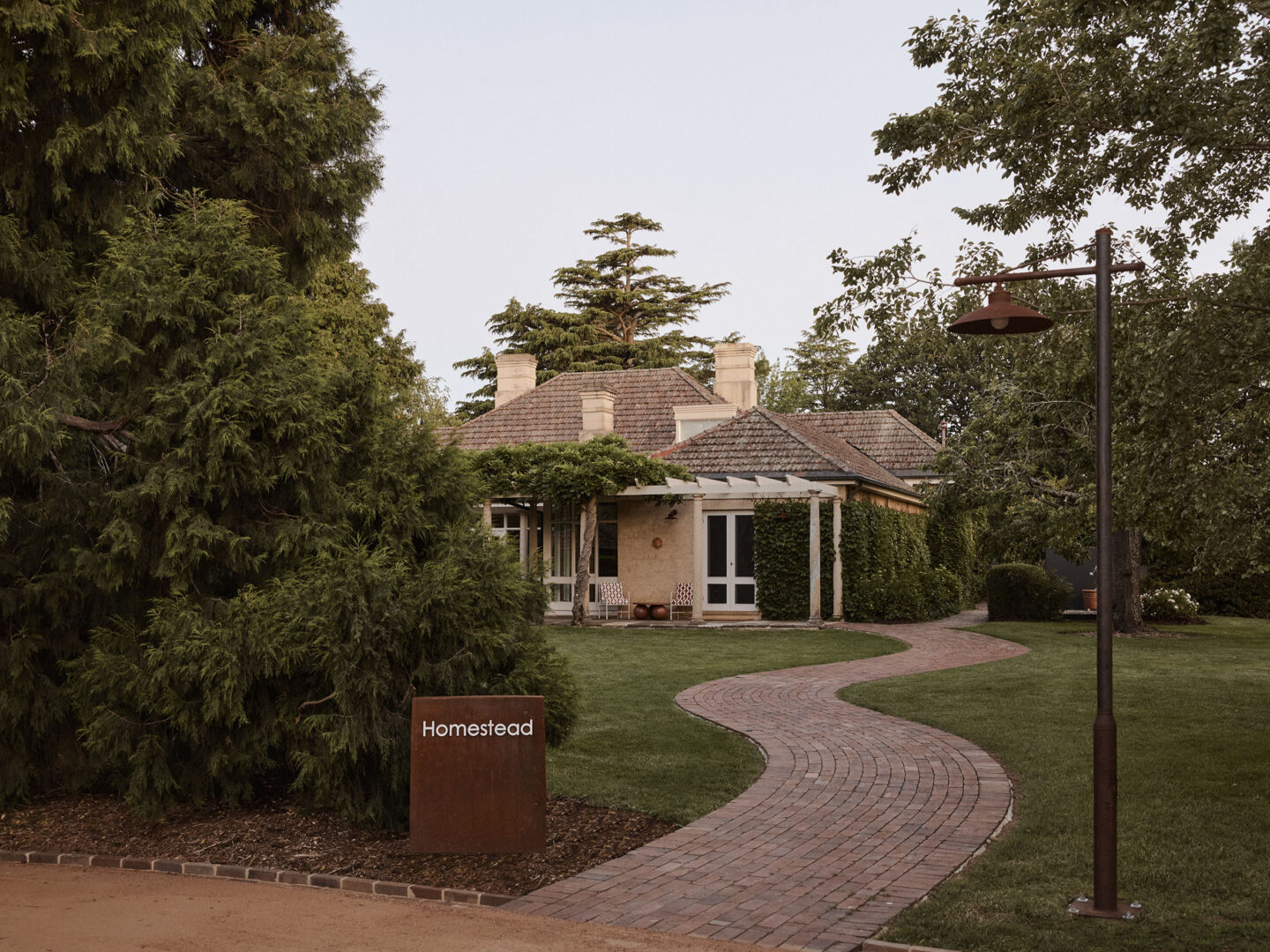 BENDOOLEY ESTATE 120225 0073