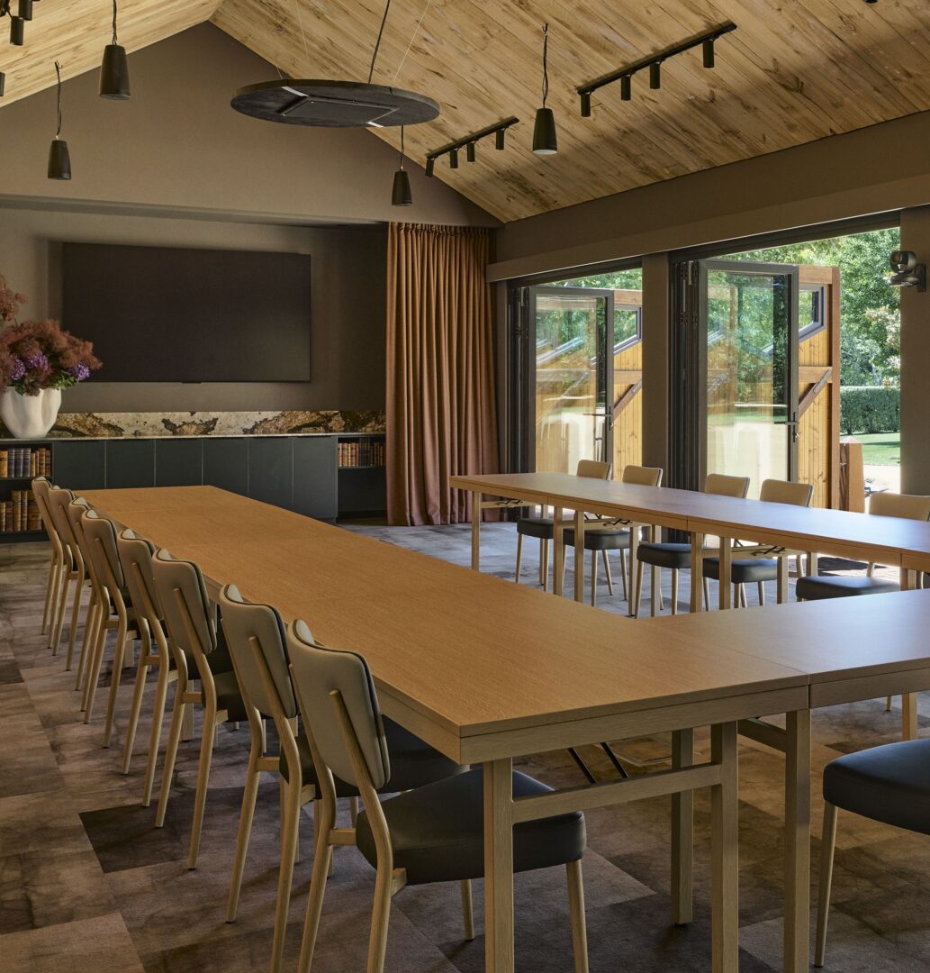 BENDOOLEY ESTATE 120325 0105